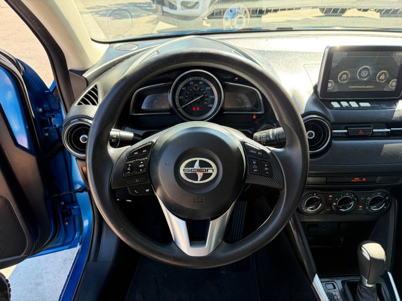 Used 2016 Scion iA FWD image 12