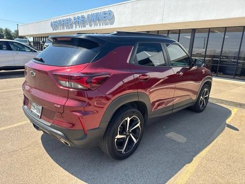 Used 2022 Chevrolet TrailBlazer RS FWD image 3