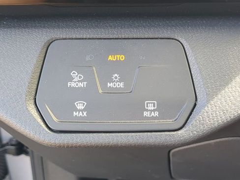 Certified 2023 Volkswagen ID.4 Pro S image 28