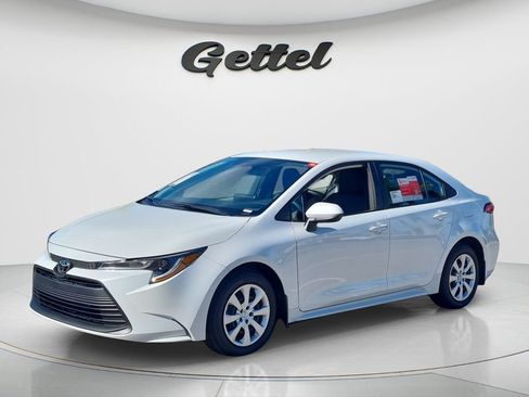 New 2026 Toyota Corolla LE FWD image 1