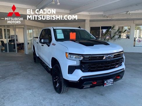 Used 2022 Chevrolet Silverado 1500 LT Trail Boss w/ Convenience Package II image 1