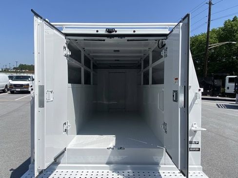 New 2025 Chevrolet Express 3500 w/ Power Convenience Package image 8