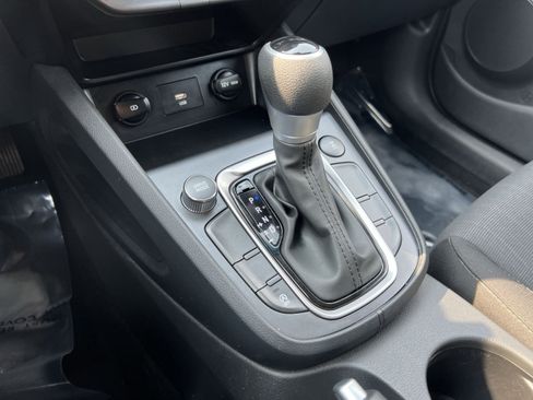Used 2023 Hyundai Kona SEL AWD/4WD image 21