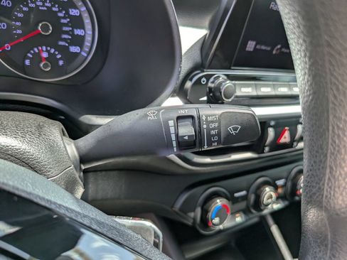 Certified 2023 Kia Forte LXS FWD image 31