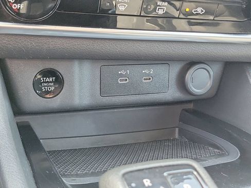 Certified 2024 Nissan Rogue S FWD image 29
