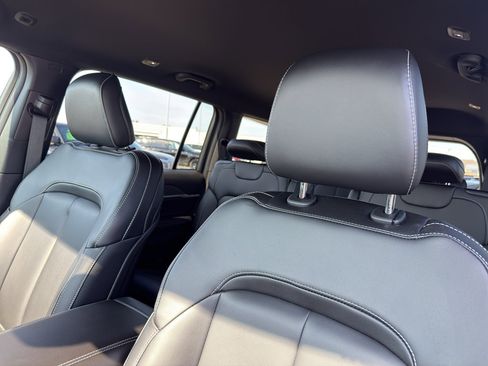 New 2025 Jeep Grand Cherokee L Limited AWD/4WD image 28
