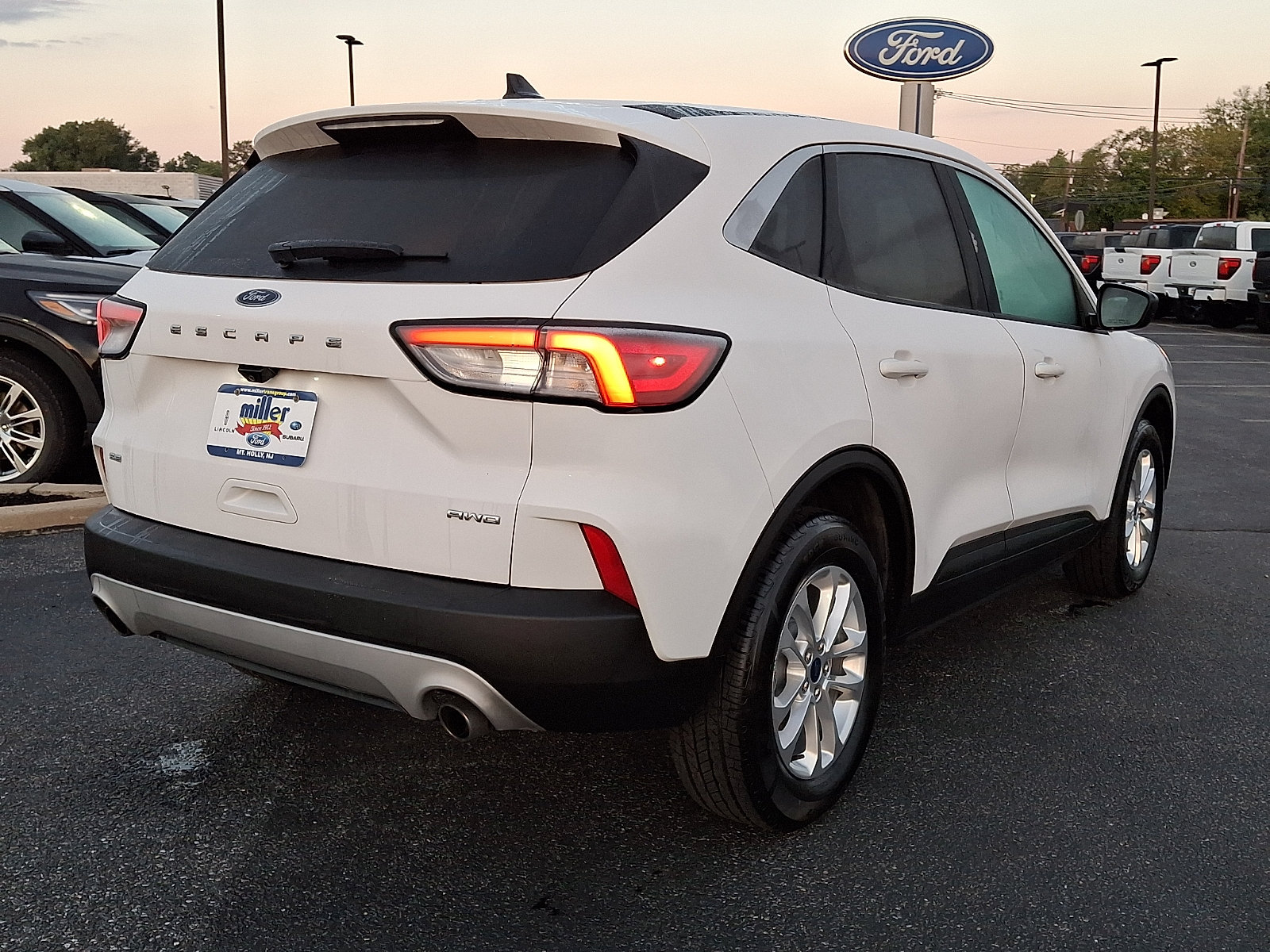 Certified 2022 Ford Escape SE AWD/4WD image 6