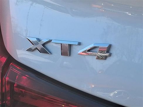 Certified 2023 Cadillac XT4 Premium Luxury w/ Technology Package image 32