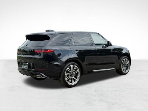 New 2026 Land Rover Range Rover Sport Dynamic SE AWD/4WD image 9