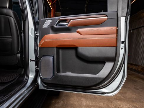 Used 2024 GMC Sierra 2500 Denali Ultimate w/ Max Trailering Package image 38