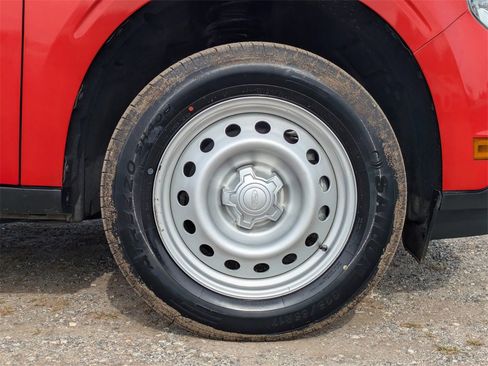 Used 2022 Ford Maverick XL image 11