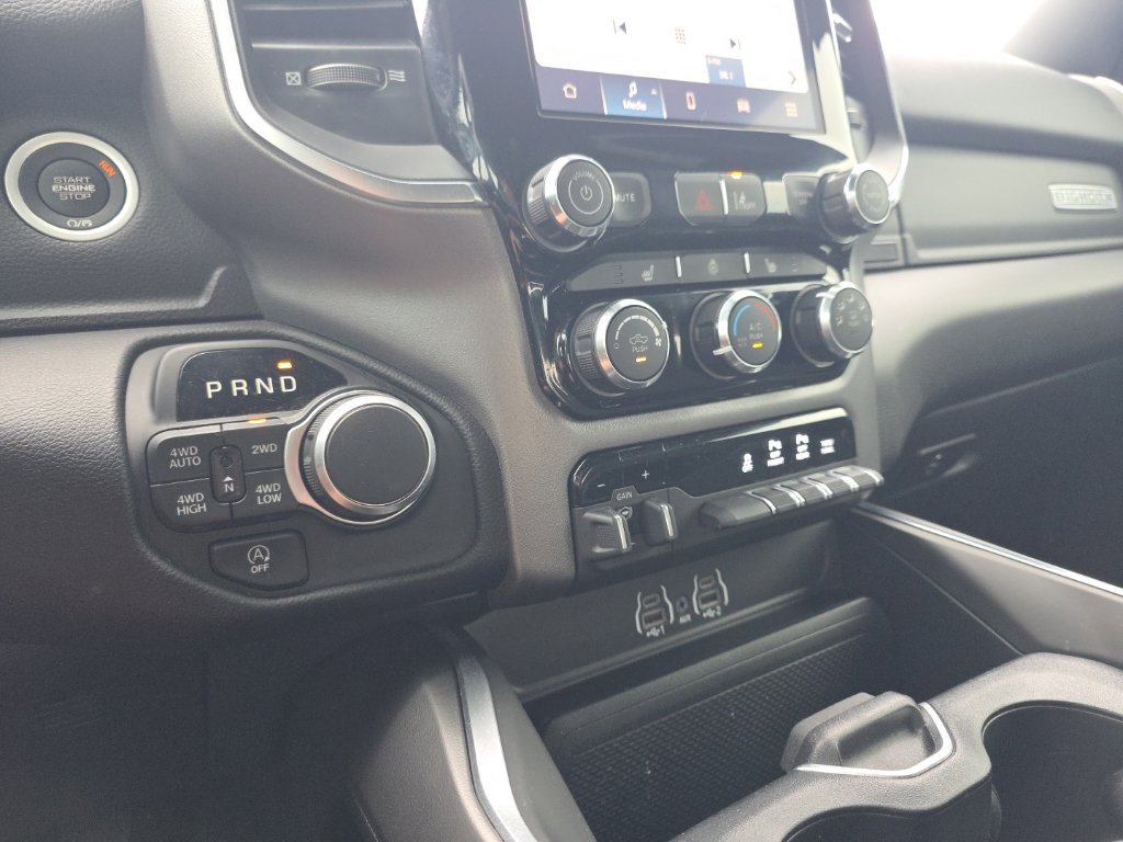 Used 2025 RAM 1500 Big Horn AWD/4WD image 18