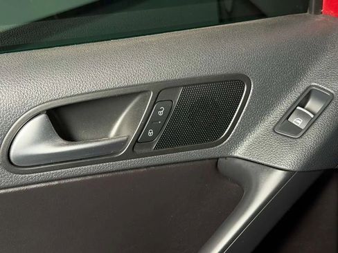 Used 2013 Volkswagen Tiguan SEL AWD/4WD image 16