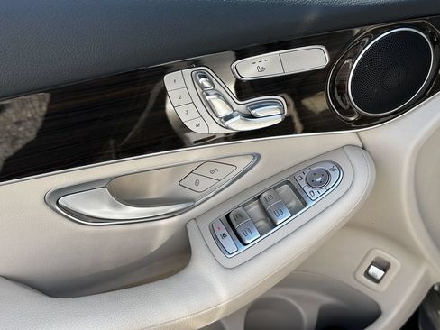 Certified 2021 Mercedes-Benz GLC 300 image 12