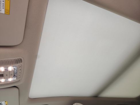 Certified 2025 Mercedes-Benz GLS 450 4MATIC image 18
