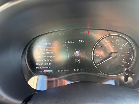 Used 2024 Nissan Kicks SV image 15