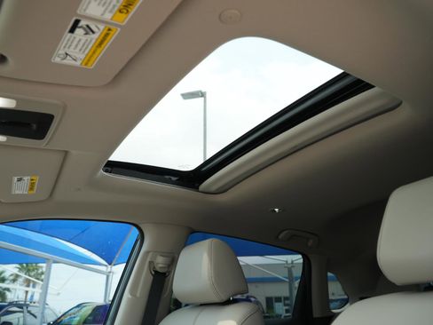 Used 2025 Honda HR-V EX-L image 15