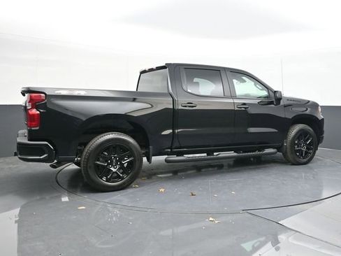 New 2026 Chevrolet Silverado 1500 Custom w/ LPO, Dark Essentials Package AWD/4WD image 11
