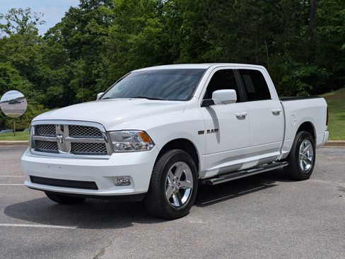 Used 2010 Dodge Ram 1500 Truck Sport RWD image 5