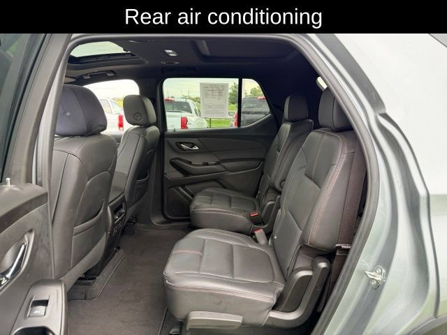 Used 2023 Chevrolet Traverse RS AWD/4WD image 9