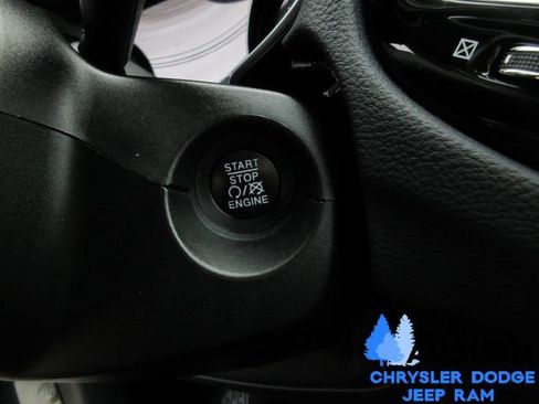 Used 2019 Jeep Compass Limited image 17