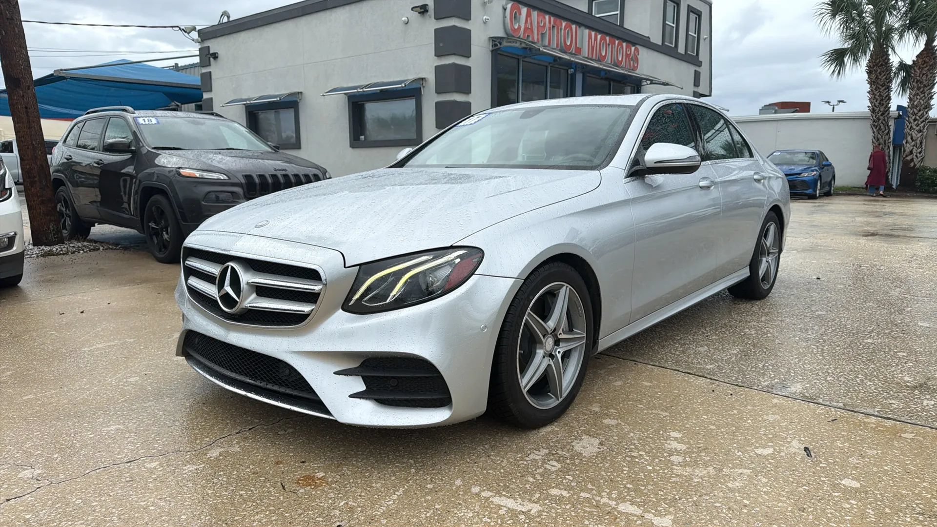 Used 2017 Mercedes-Benz E 300 image 1
