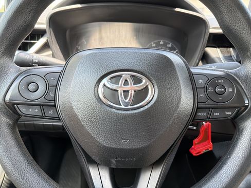 Used 2024 Toyota Corolla LE FWD image 12