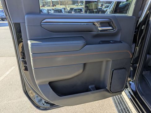 Used 2024 GMC Sierra 2500 AT4 w/ AT4 Premium Plus Package image 29