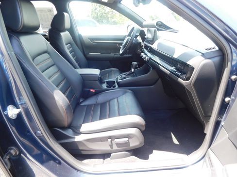 Used 2025 Honda CR-V Sport Touring image 18