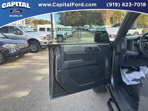 Certified 2024 Ford Bronco Black Diamond w/ Sasquatch Package image 19