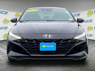Used 2023 Hyundai Elantra SEL w/ Convenience Package video 2
