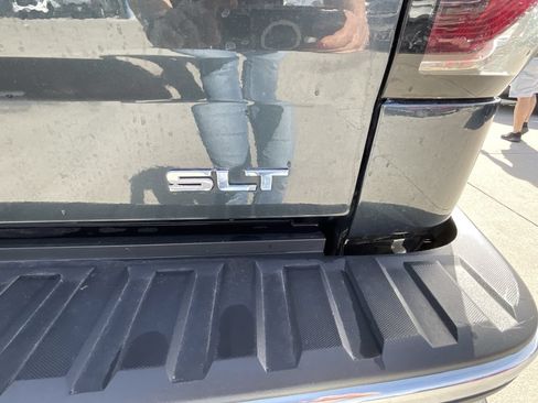 Used 2017 GMC Sierra 1500 SLT AWD/4WD image 30