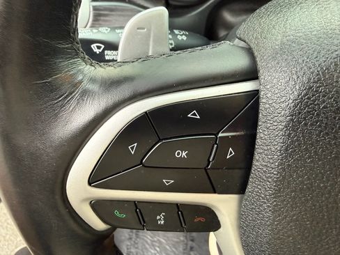 Used 2018 Jeep Grand Cherokee Summit w/ Platinum Series Group AWD/4WD image 32