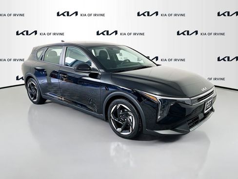 New 2026 Kia K4 GT-Line Turbo FWD image 1