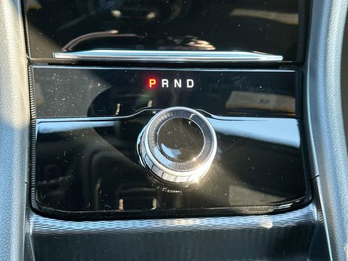 New 2025 Jeep Grand Cherokee L Laredo w/ Luxury Tech Group I RWD image 19