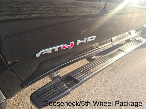 Used 2020 GMC Sierra 2500 AT4 w/ AT4 Premium Package image 12