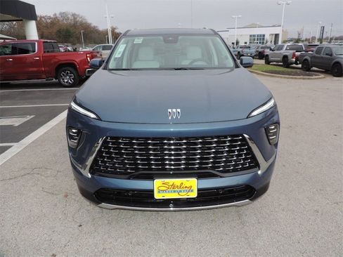 New 2026 Buick Enclave Avenir w/ Super Cruise Package image 2