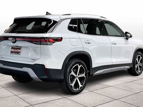 New 2026 Volkswagen Tiguan SE image 4