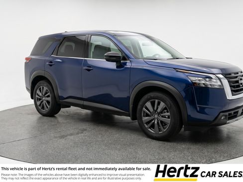 Used 2025 Nissan Pathfinder SV AWD/4WD image 1