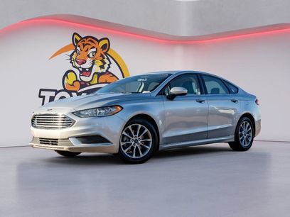 Used 2017 Ford Fusion SE