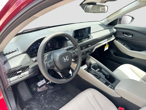 New 2025 Honda Accord SE image 7
