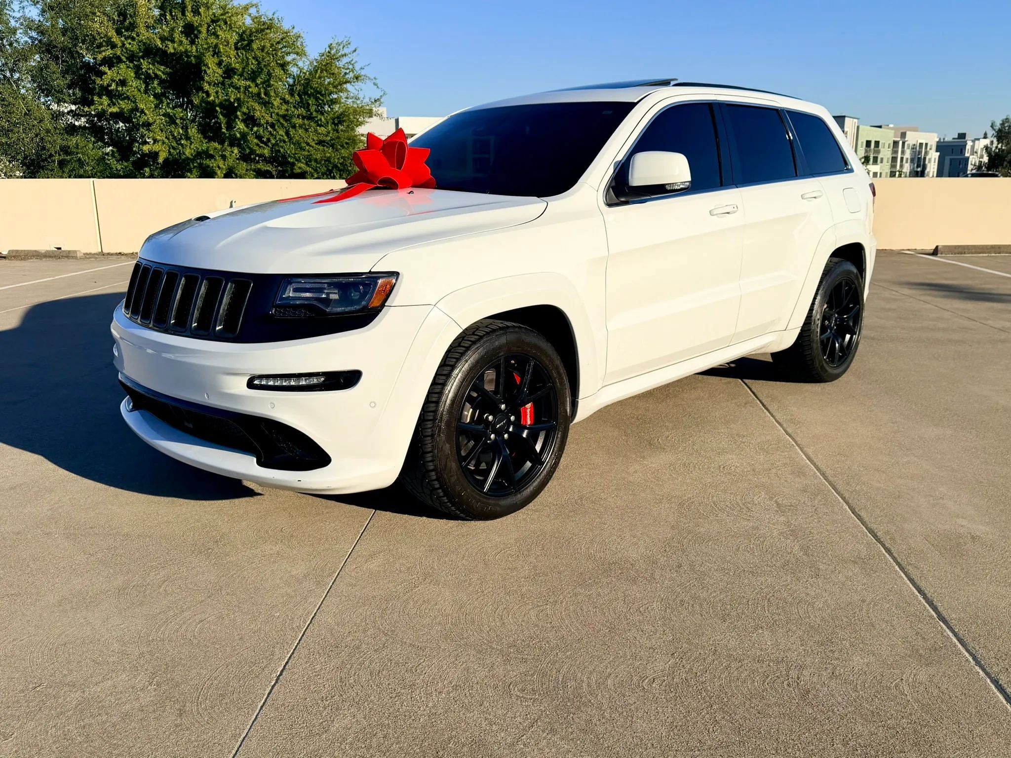 Used 2014 Jeep Grand Cherokee SRT w/ Trailer Tow Group IV AWD/4WD image 5