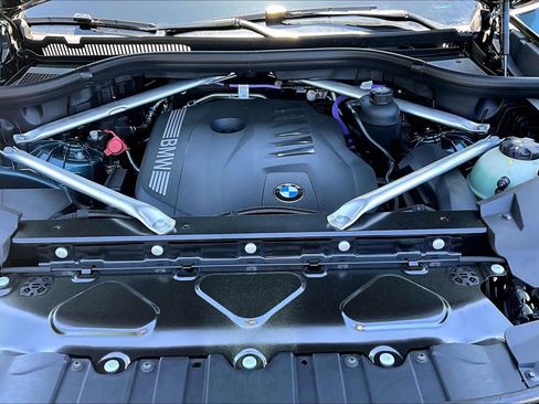 New 2026 BMW X5 sDrive40i w/ Climate Comfort Package RWD image 16