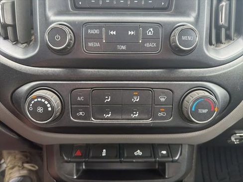 Used 2017 Chevrolet Colorado W/T image 26