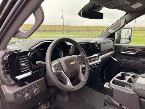 New 2026 Chevrolet Silverado 2500 LT w/ Z71 Chrome Sport Edition image 20