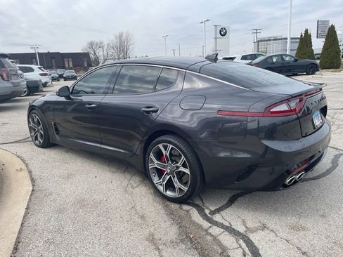 Used 2021 Kia Stinger GT1 image 4