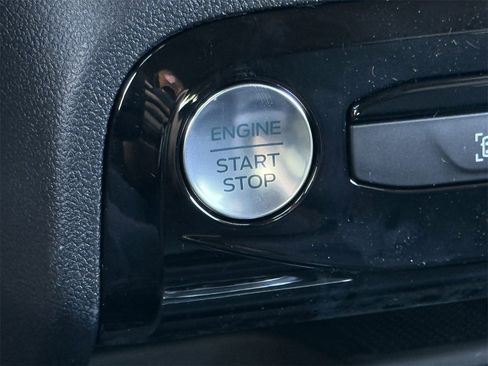 New 2026 Ford Escape ST-Line w/ Tech Pack #1 image 18