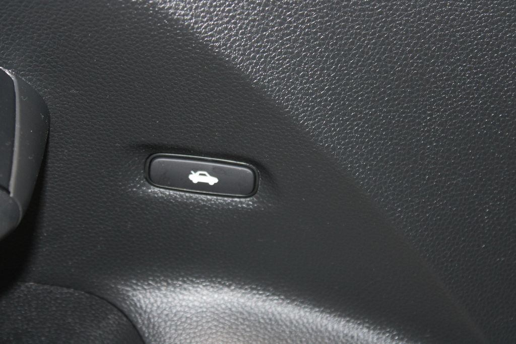 Certified 2025 Honda Civic FWD Hybrid Sedan image 7