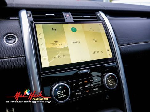 Used 2023 Land Rover Discovery S R-Dynamic image 26