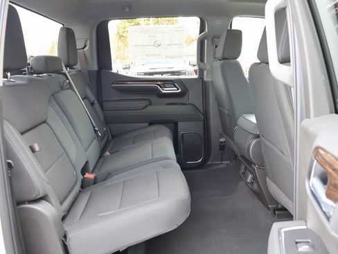 New 2026 GMC Sierra 1500 Elevation image 35
